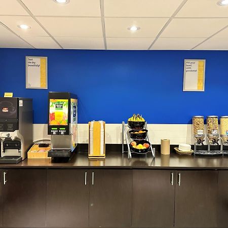 Days Inn & Suites By Wyndham North Bay Downtown Ngoại thất bức ảnh