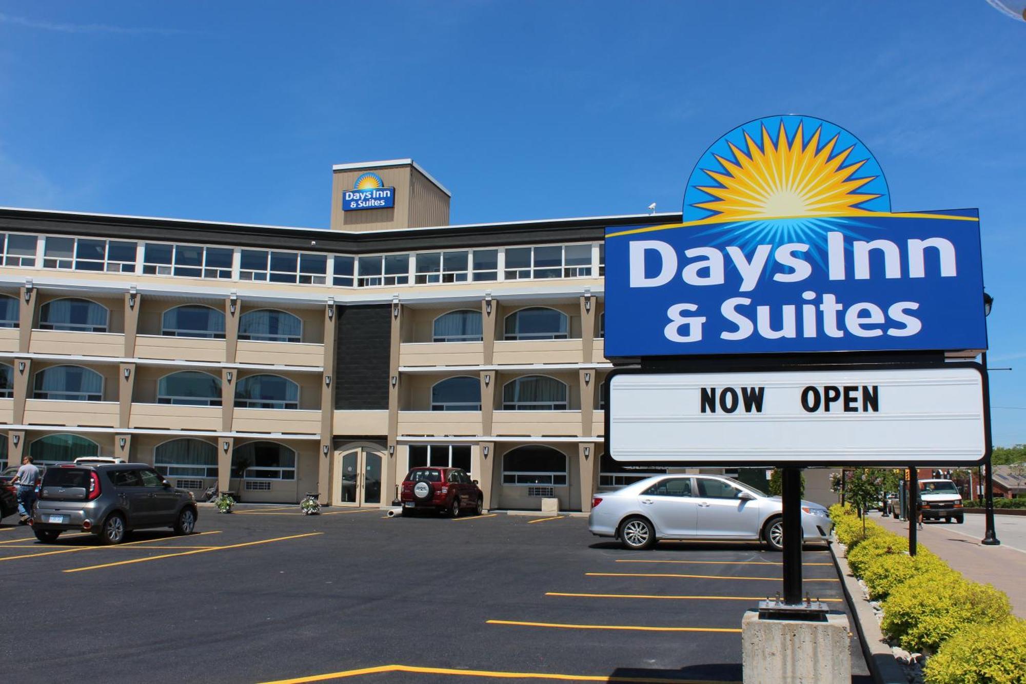 Days Inn & Suites By Wyndham North Bay Downtown Ngoại thất bức ảnh